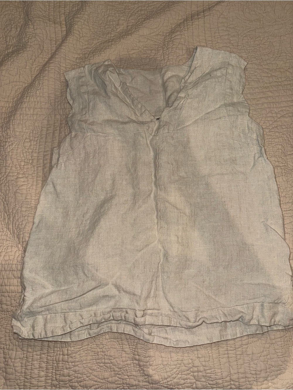Ivy Jane khaki colored Linen V-Neck Sleeveless Tank